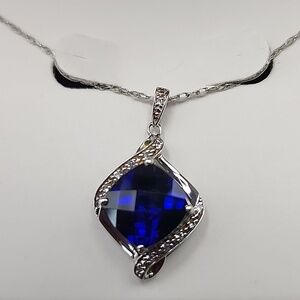 NWT Elegant Blue‎ Sapphire And Sterling Silver Pendant Necklace